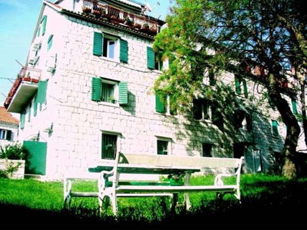 Guest House Il Giardino Duplancic Split Buitenkant foto