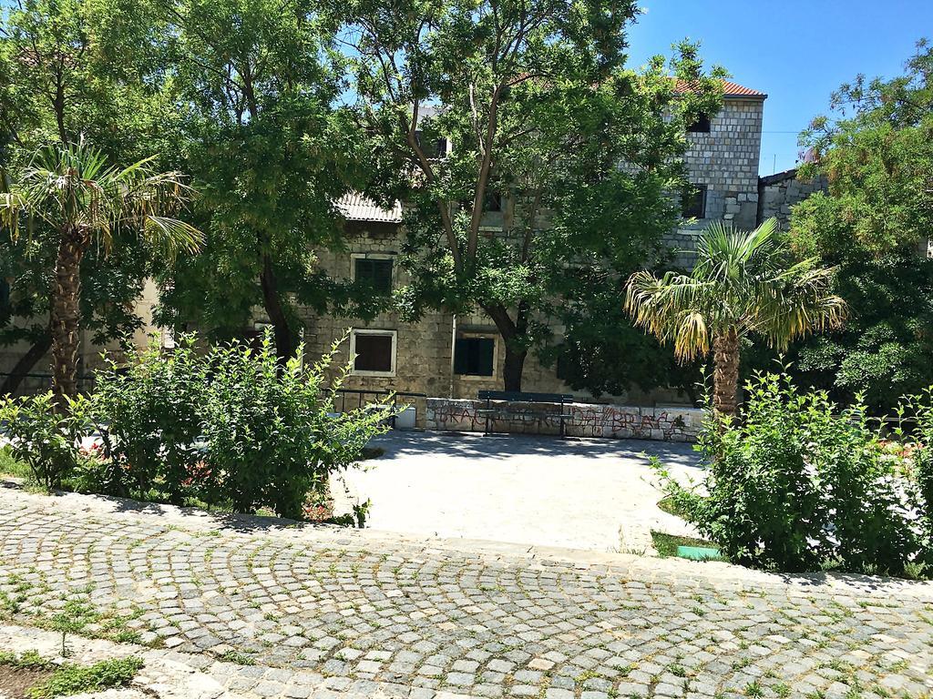 Guest House Il Giardino Duplancic Split Buitenkant foto